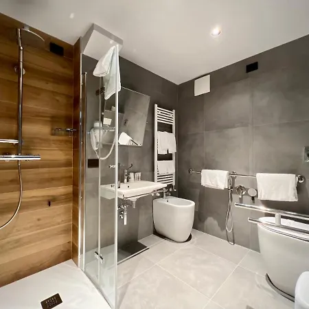 فندق Leonessa 3*