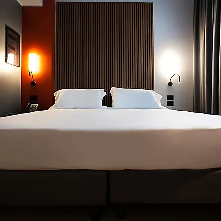 Leonessa Hotel 3*